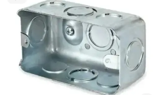 [60.11.583617515] CAJETIN RECTAGULAR 4X2(1.0MM) DE 1/2"X3/4" E.M.T. Q-ELETTRO